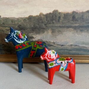 Nils Olsen Swedish Dala horse set Blue and Red Decorative Horses